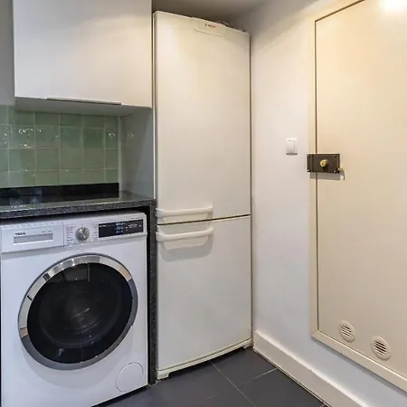 Fancy Duplex W/ Patio By Lovelystay Apartamento Lisboa