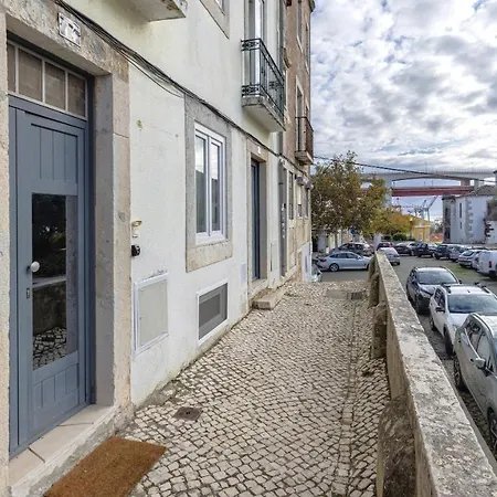 Fancy Duplex W/ Patio By Lovelystay Apartman *
