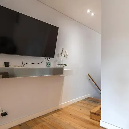 Fancy Duplex W/ Patio By Lovelystay Apartman *